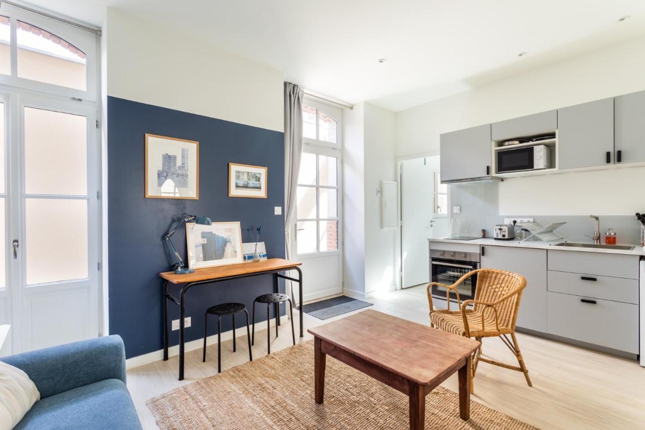 Les Carmelites - Appartements Dans L'Hyper-Centre De Rennes Buitenkant foto